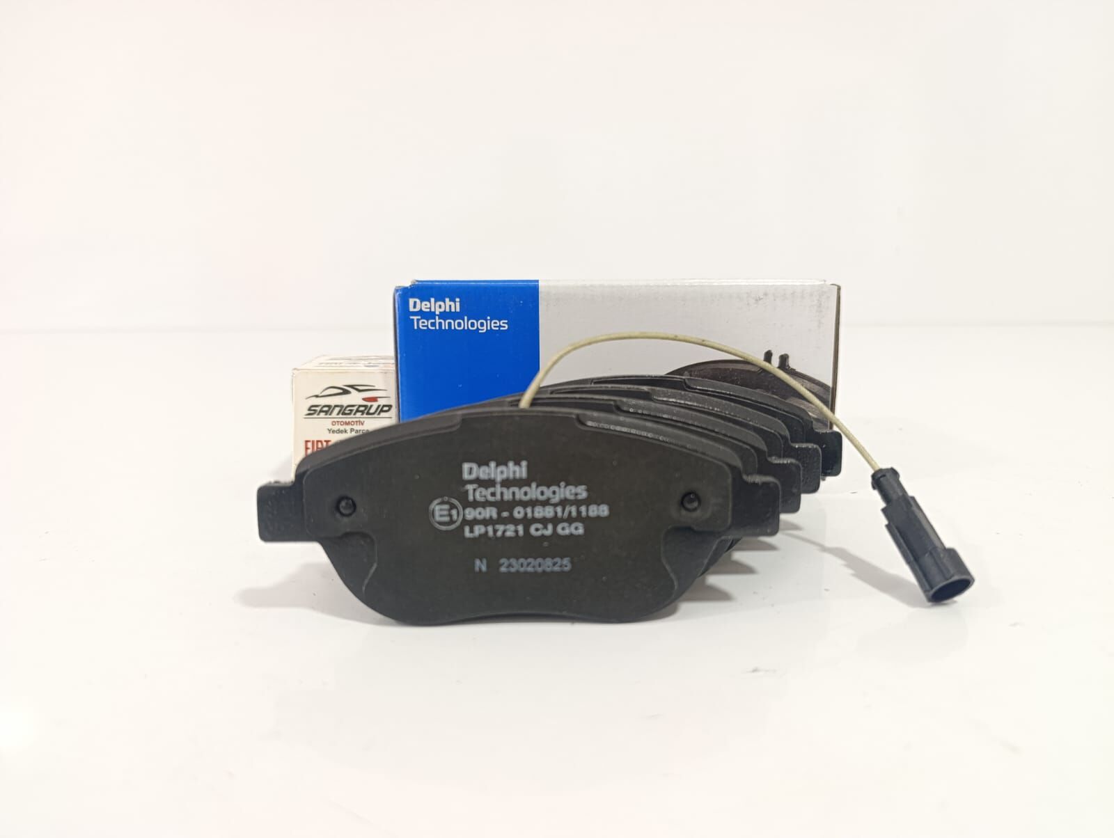 Ön Fren Balata Doblo Linea Bravo Grande Punto Stilo 1.3 1.6 Jtd