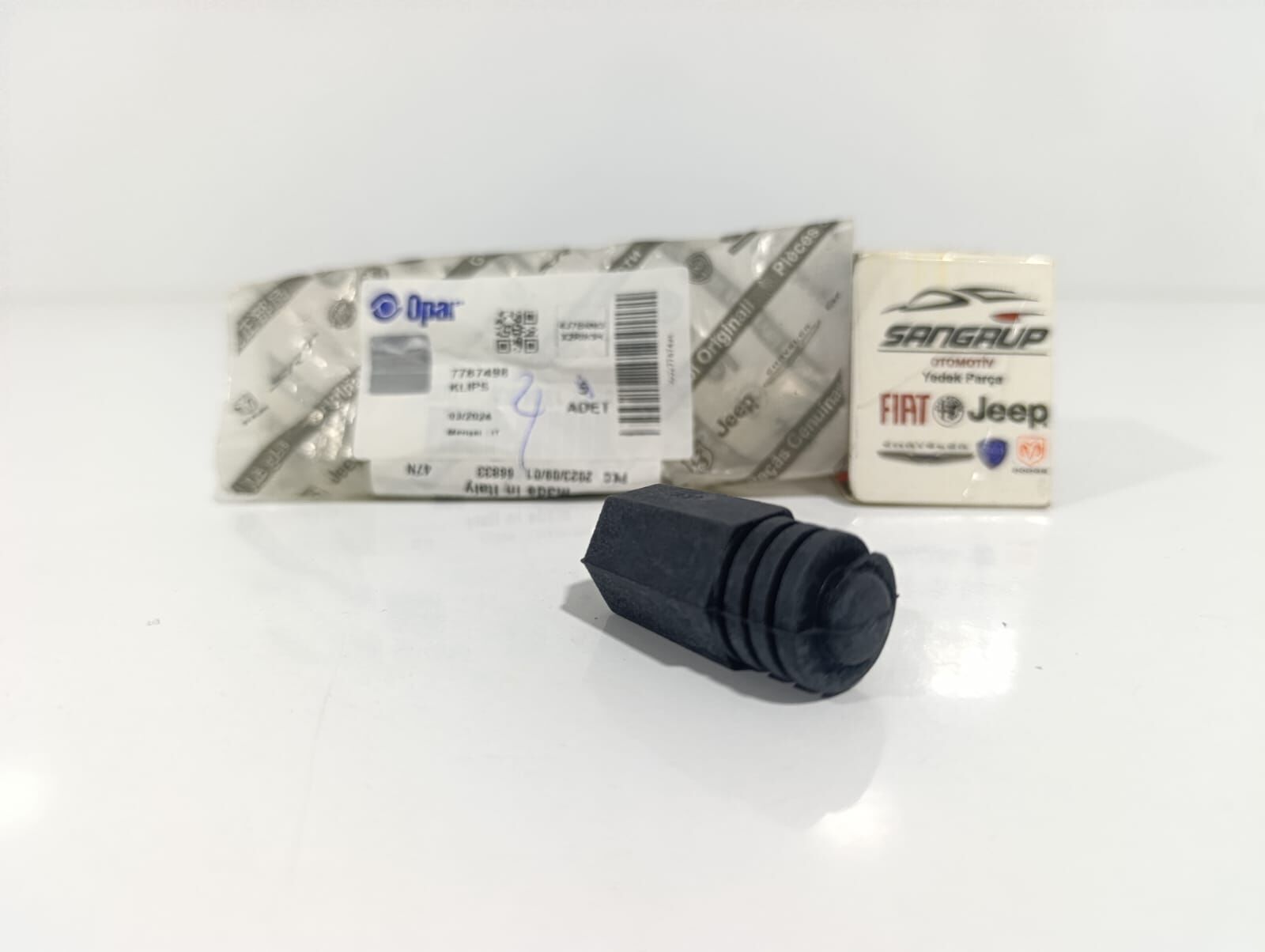 Kaput Ayar Lastiği Takozu | Giulietta - Orijinal