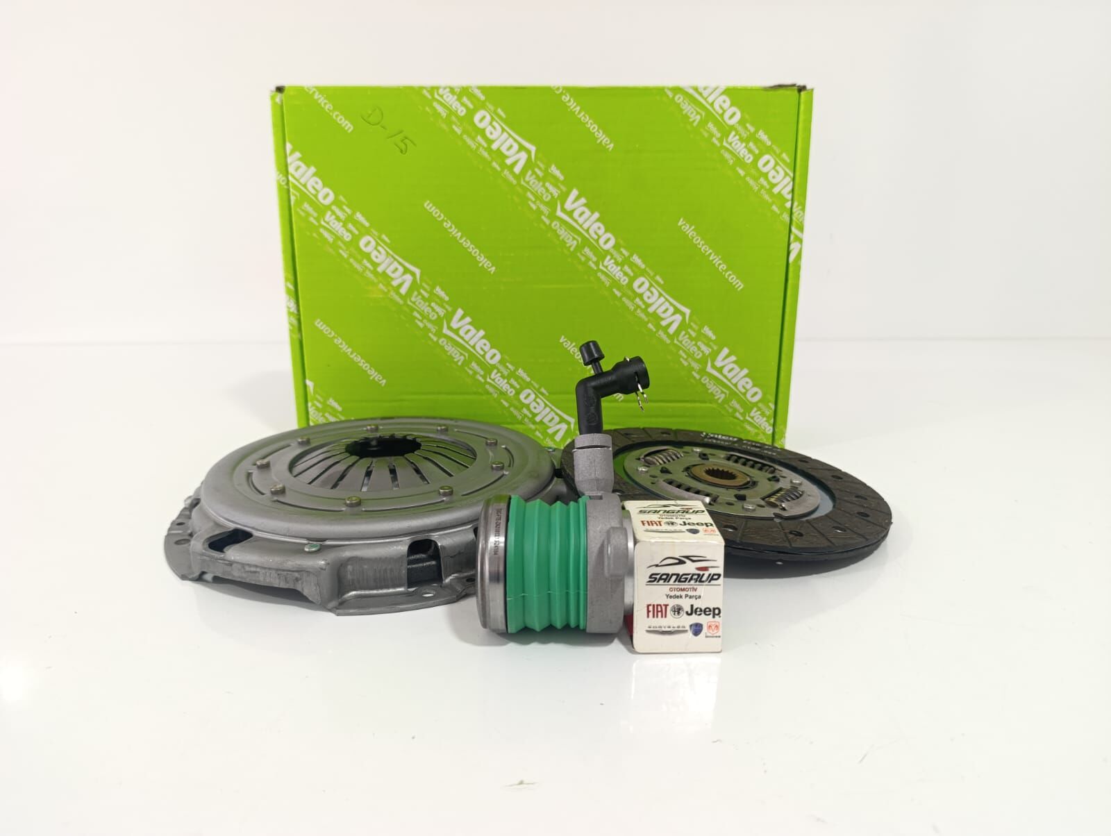 Debriyaj Seti Alfa Romeo 156 147 1.6 16V Rulmanlı - Valeo