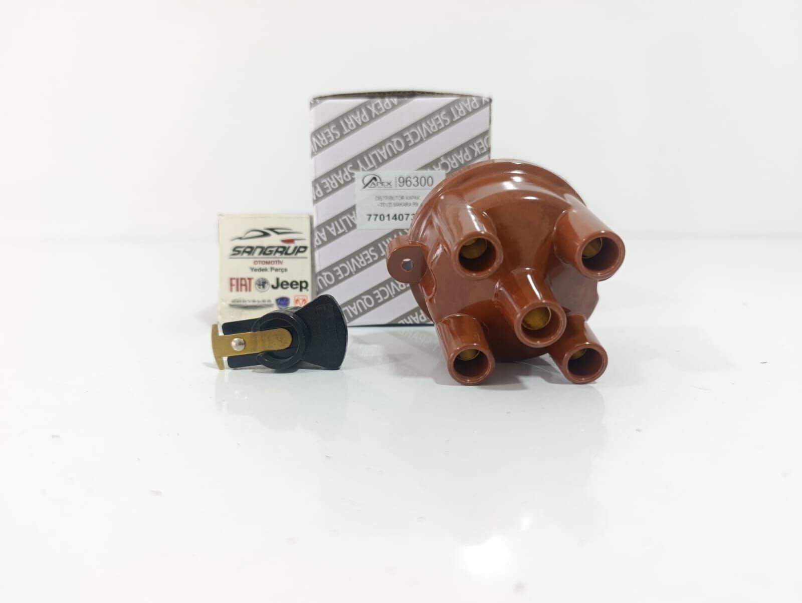 Distribütör Kapağı Ve Tevzi Makarası R19 Europa R21 Optima 1.4-1.6 Karbüratörlü