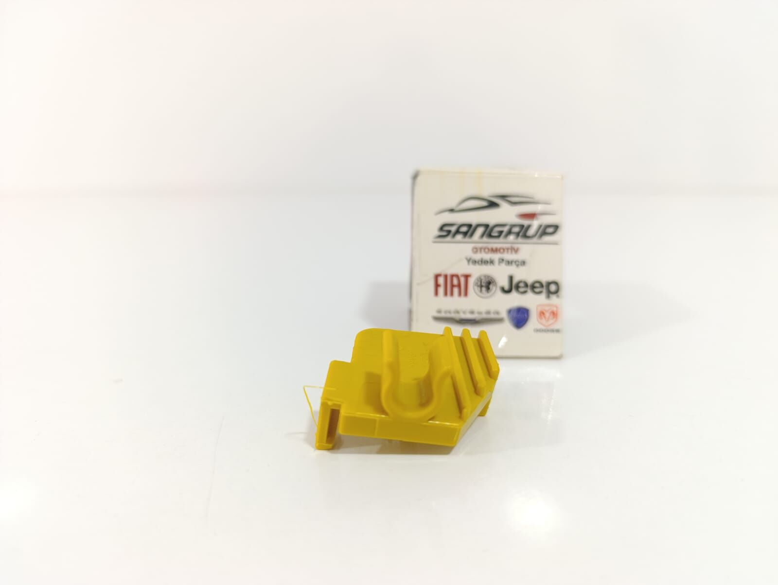 Kaput Demir Tespit Klipsi Egea Cross 500L