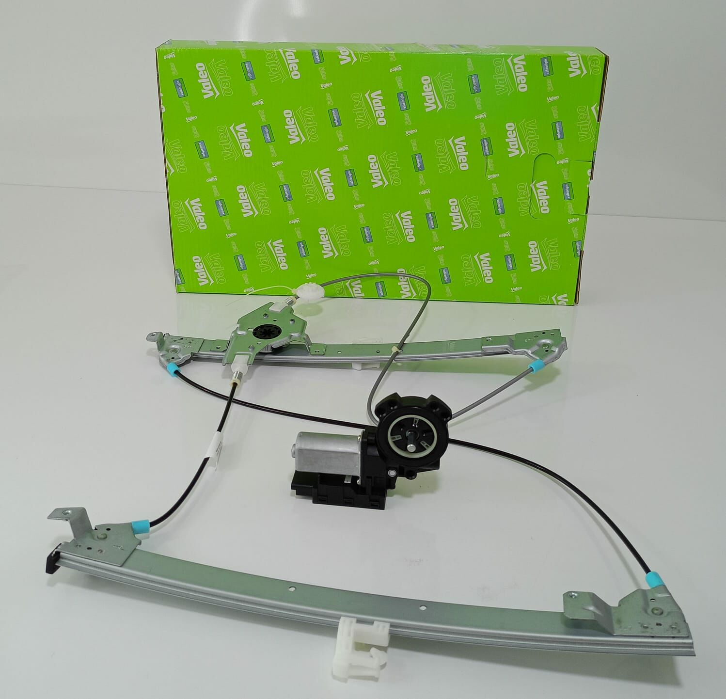 Ön Cam Kriko | Megane 2002-2009 Arası (Elektirikli Motorlu)-Sağ