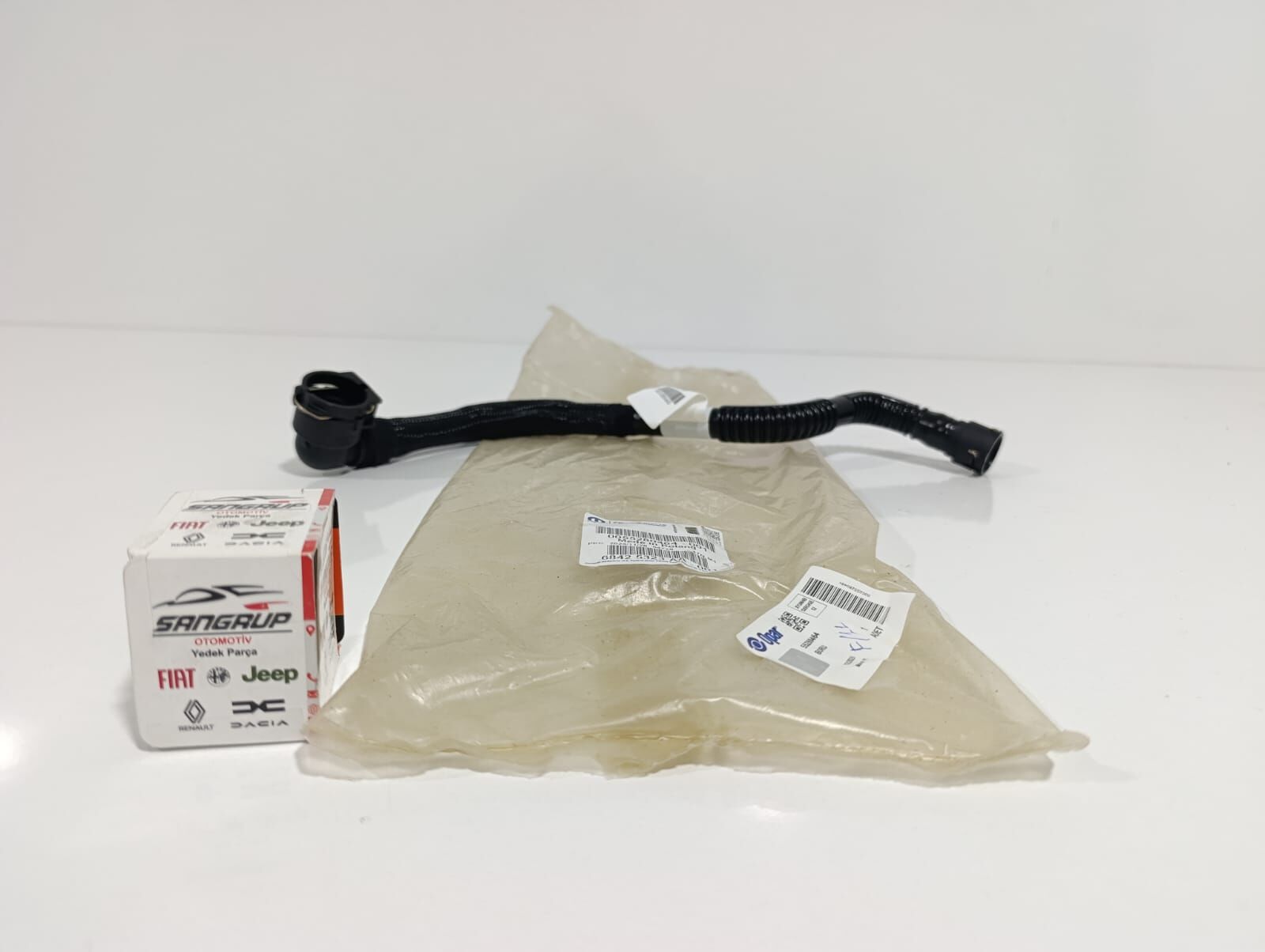 Yağ Soğutucu Borusu Egea Doblo 500L Giulietta 1.6 Mjtd Euro 6 - Orijinal