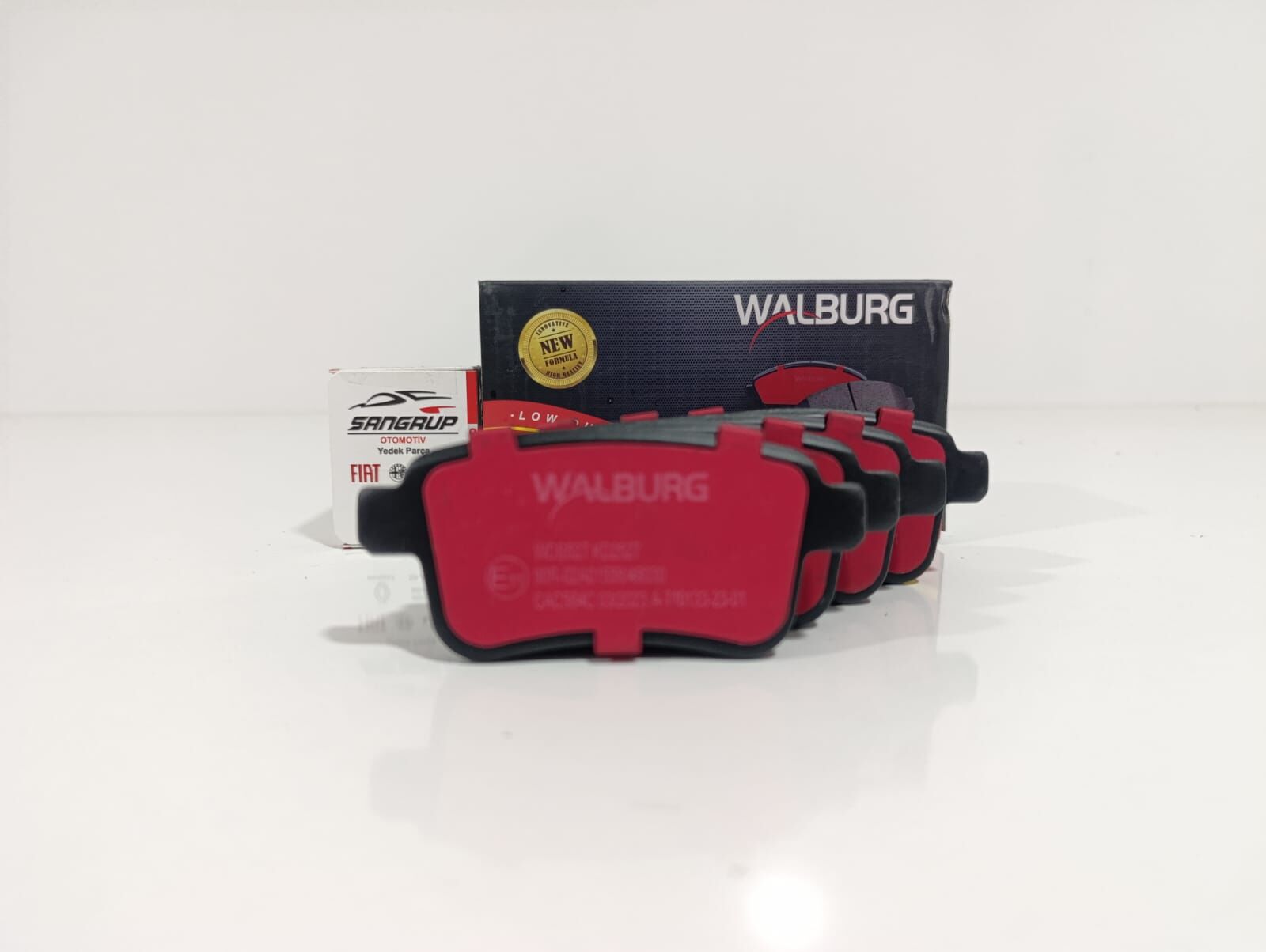 Arka Fren Balatası Kango 3 - 4 440606267R-7701209869R-440604876R