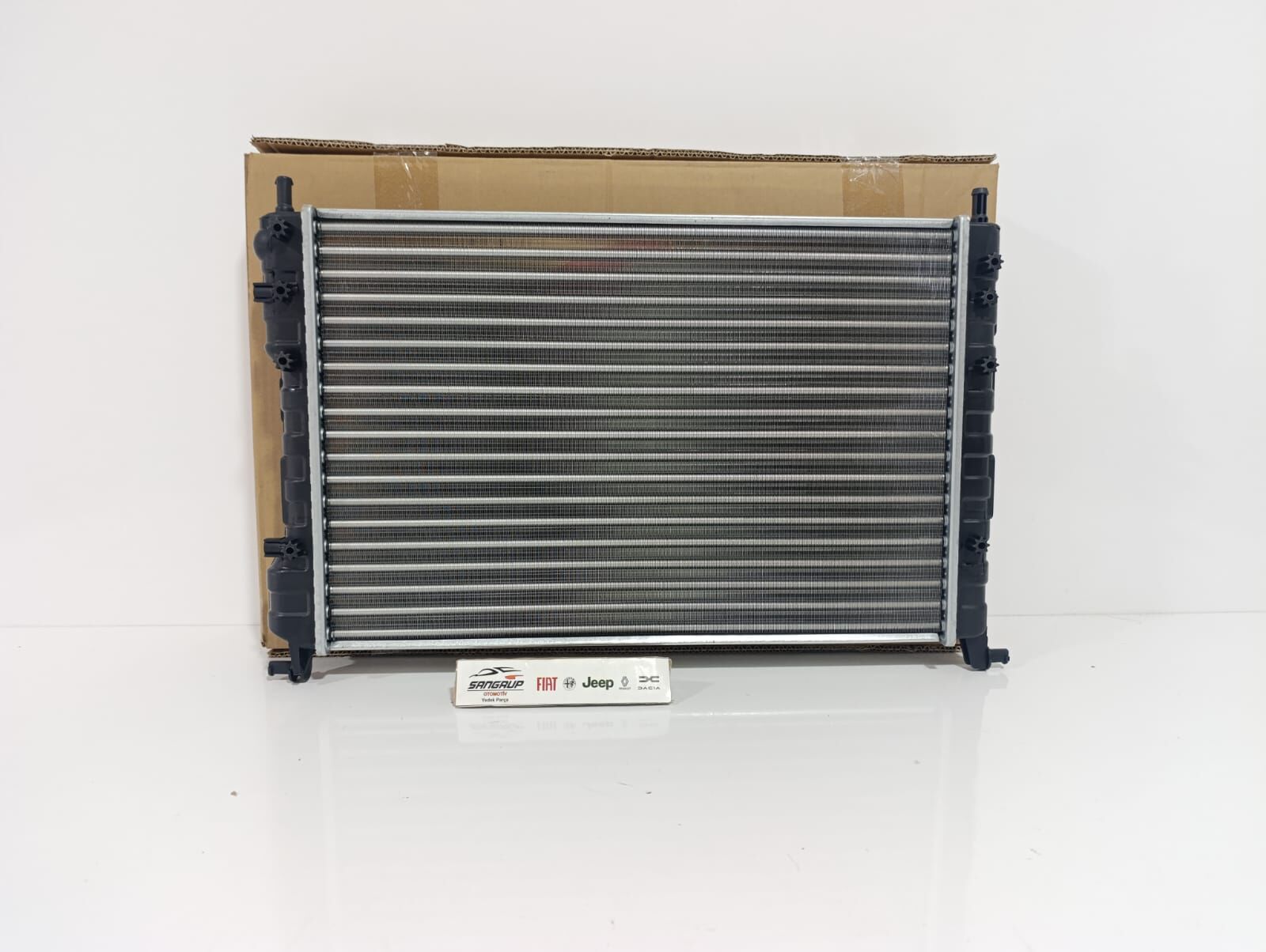 Su Radyatörü Palio Siena 1.2 1.4 1.6 - Mga