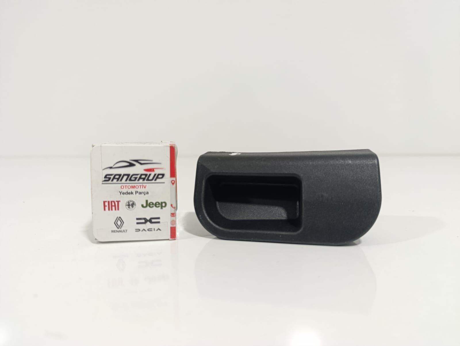 Kaput Açma Kolu | Linea Fiorino Doblo 2009 ve Sonrası