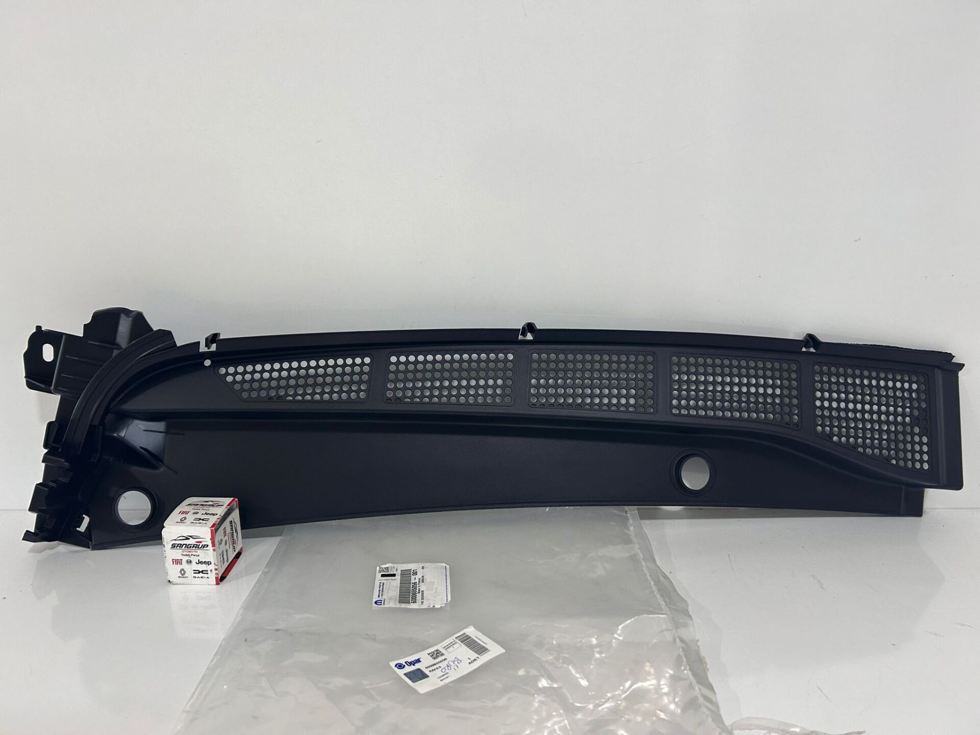 Ön Cam Izgara Bakaliti  Scudo Expert Jumpy Sol 2023