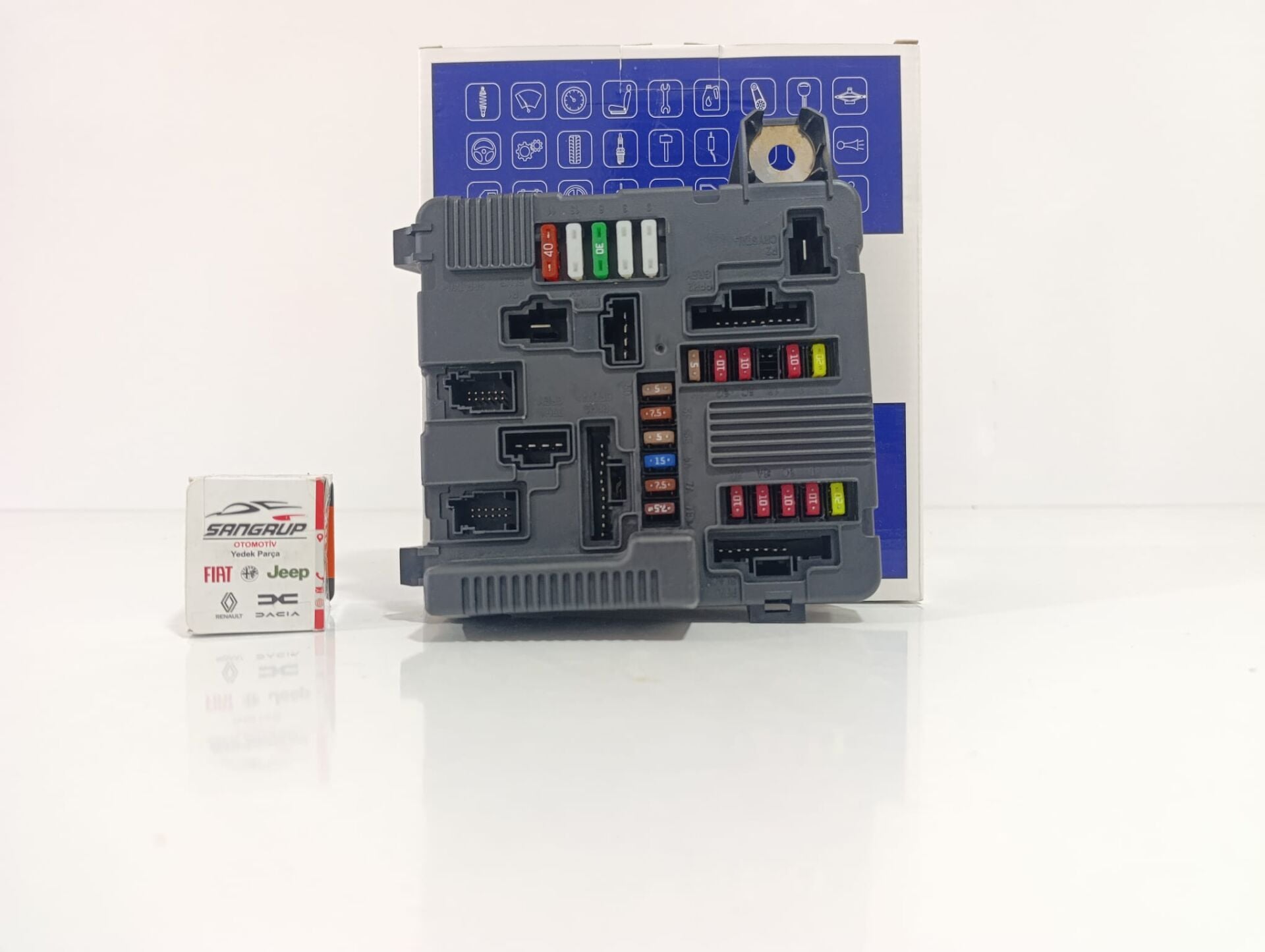 Role Sigorta Kutusu | Megane 2 1.4 1.6 16V K4J-K4M 1.5 Dci K9K