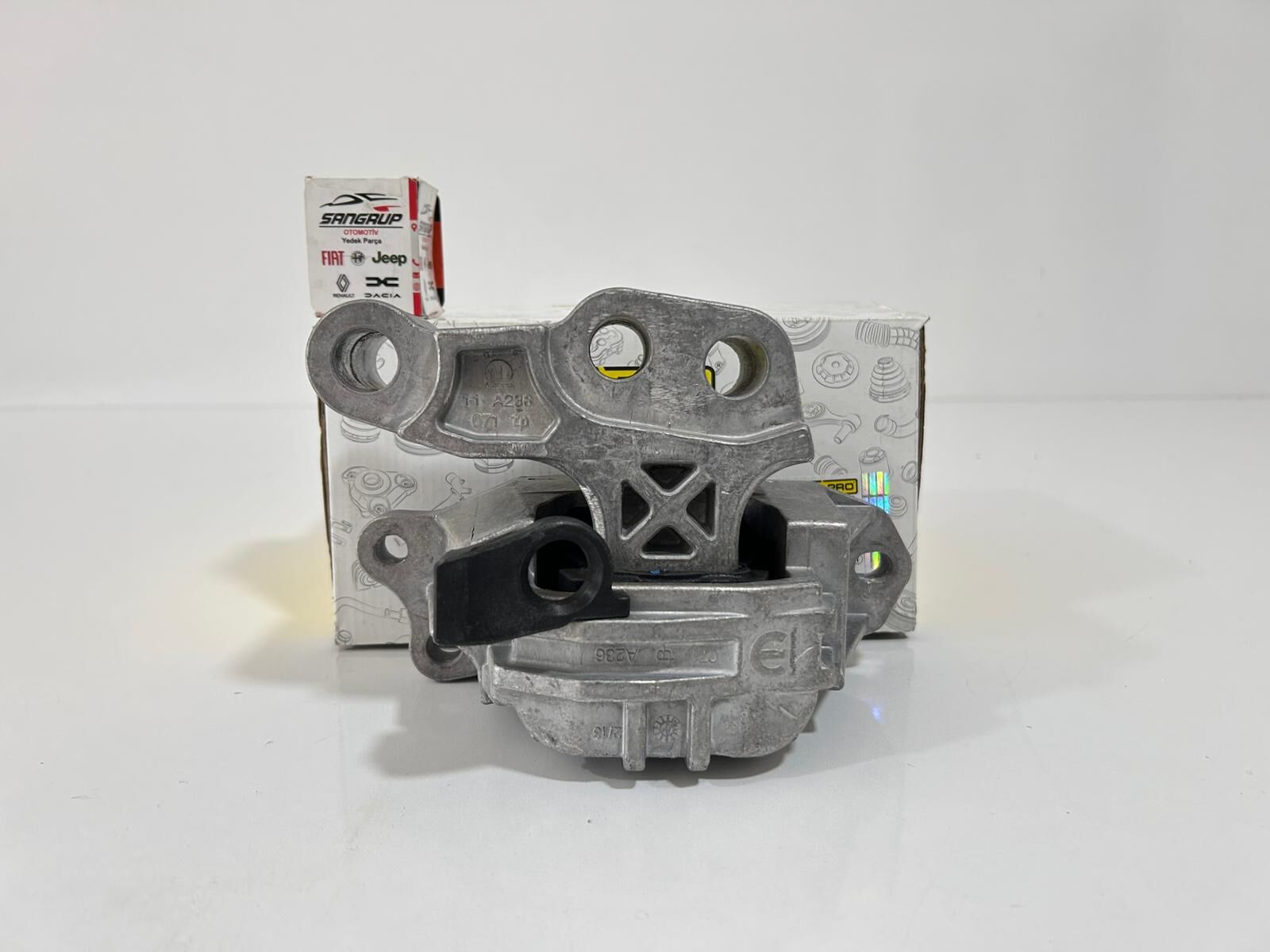 Motor Takozu Sağ 500X Renegade 1.6 Jtd (Otomatik) - Orijinal