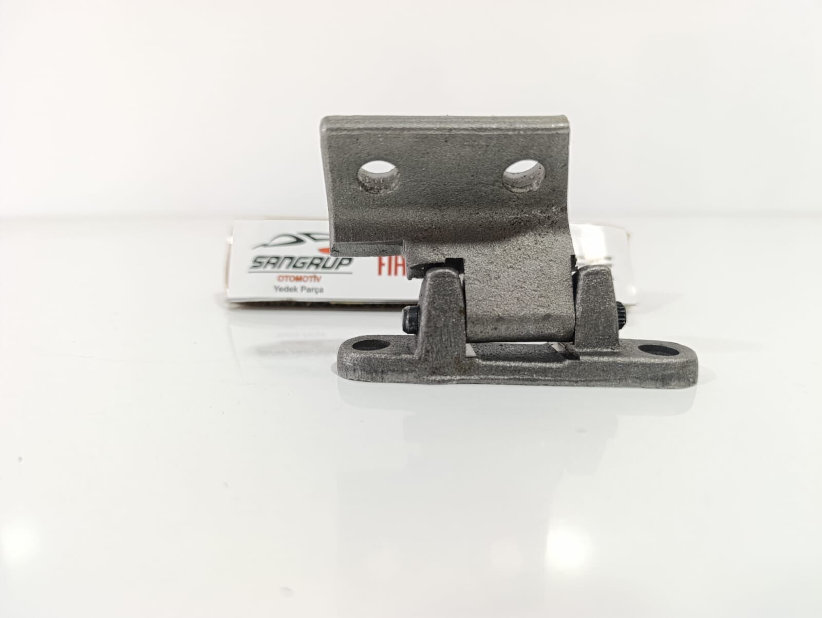 Kapı Üst Menteşesi 131 Doğan Kartal Şahin Yeni Tip