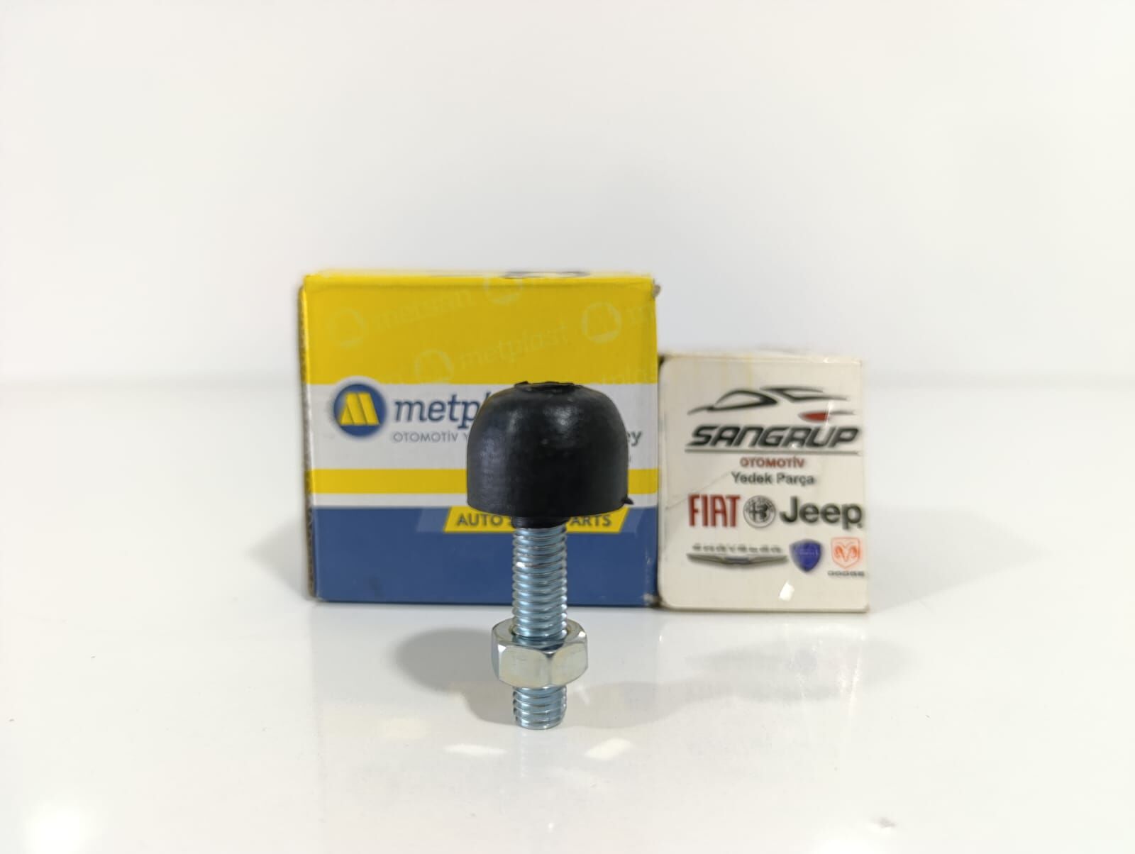 Bagaj Takozu Kartal Kapaktaki