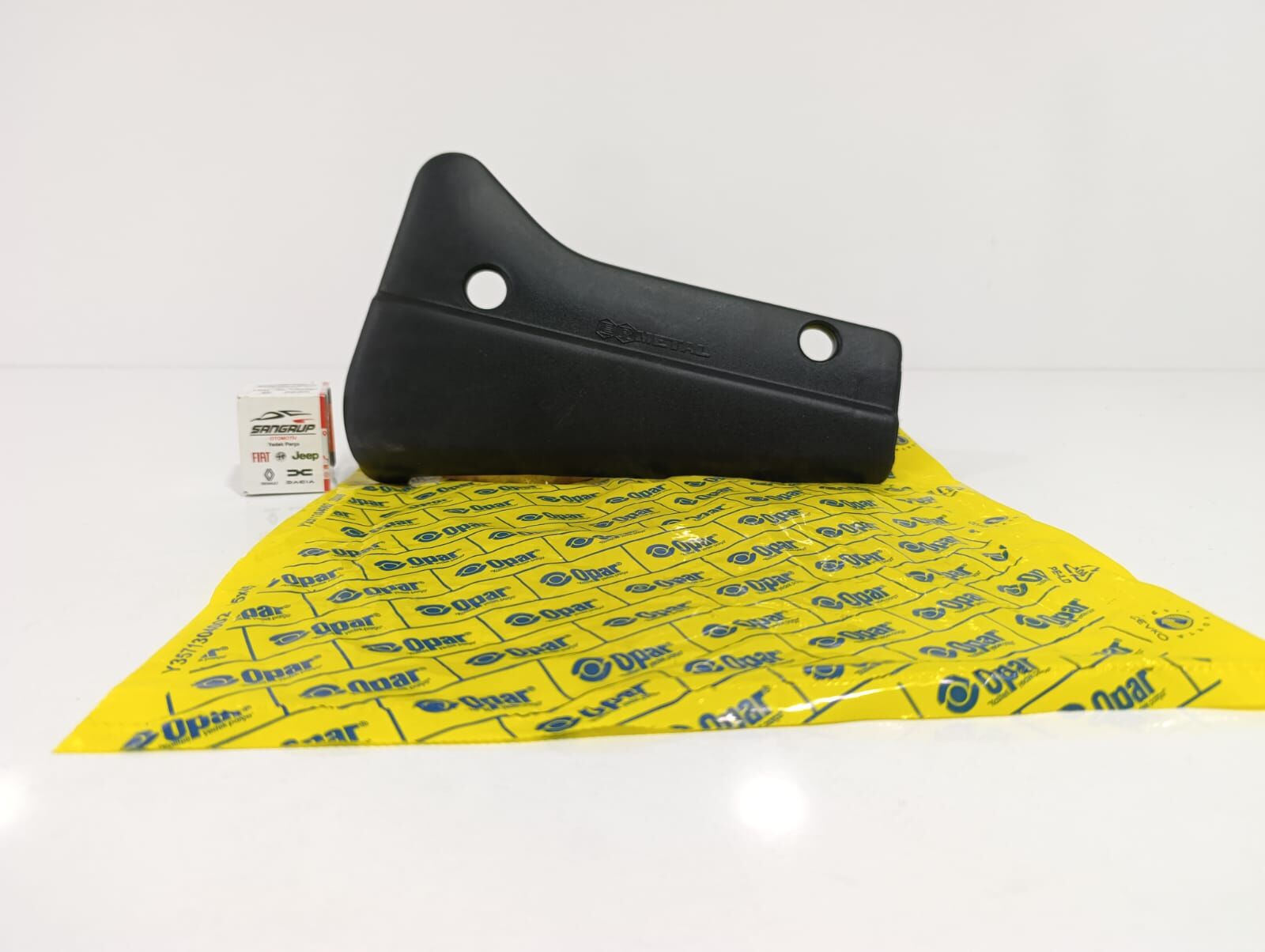 Ön Koltuk Yan Bakaliti Doğan Kartal Şahin Siyah Sağ