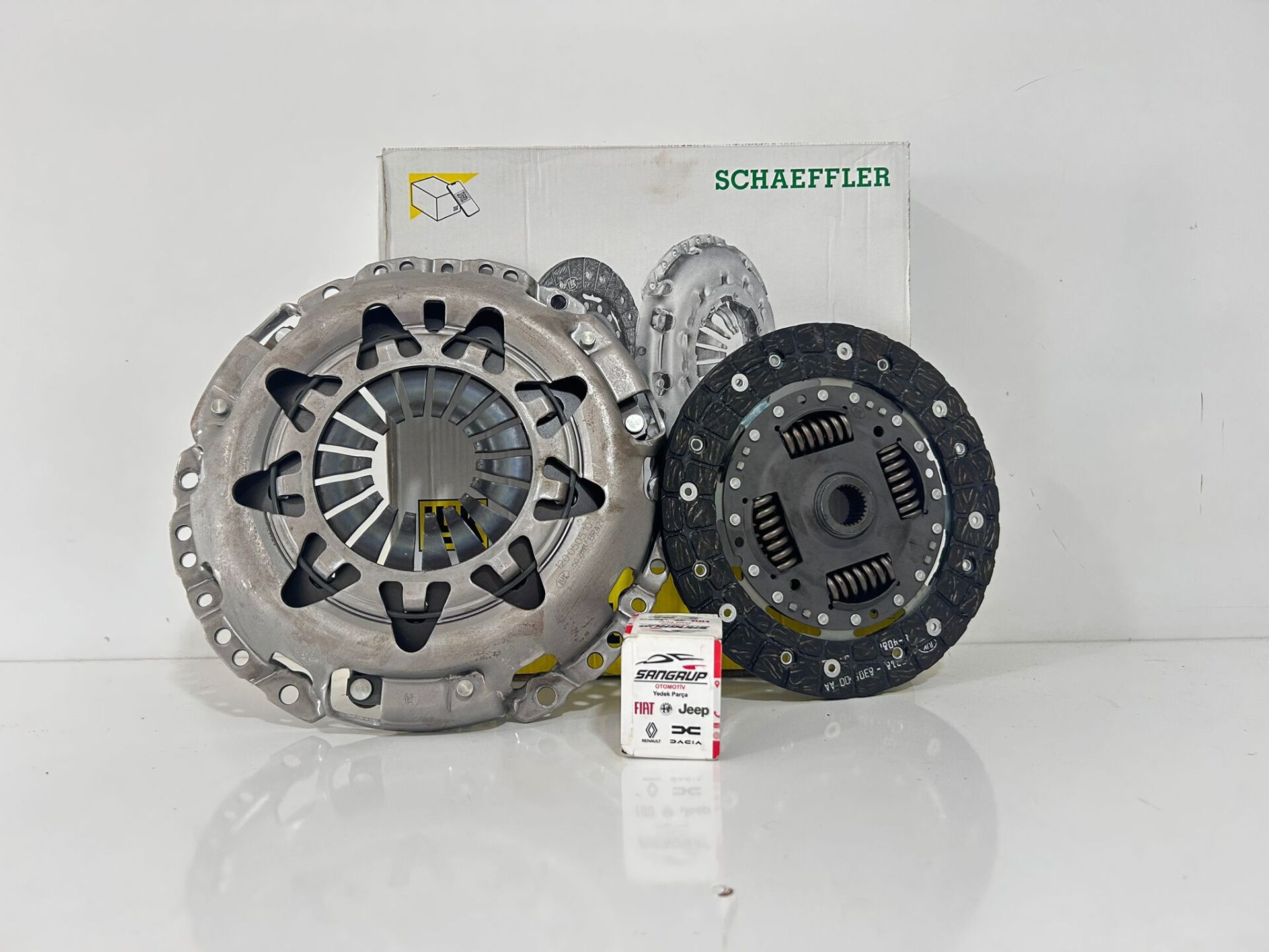Debriyaj Seti Megane 4 1.6 16V H4M - 302054100R