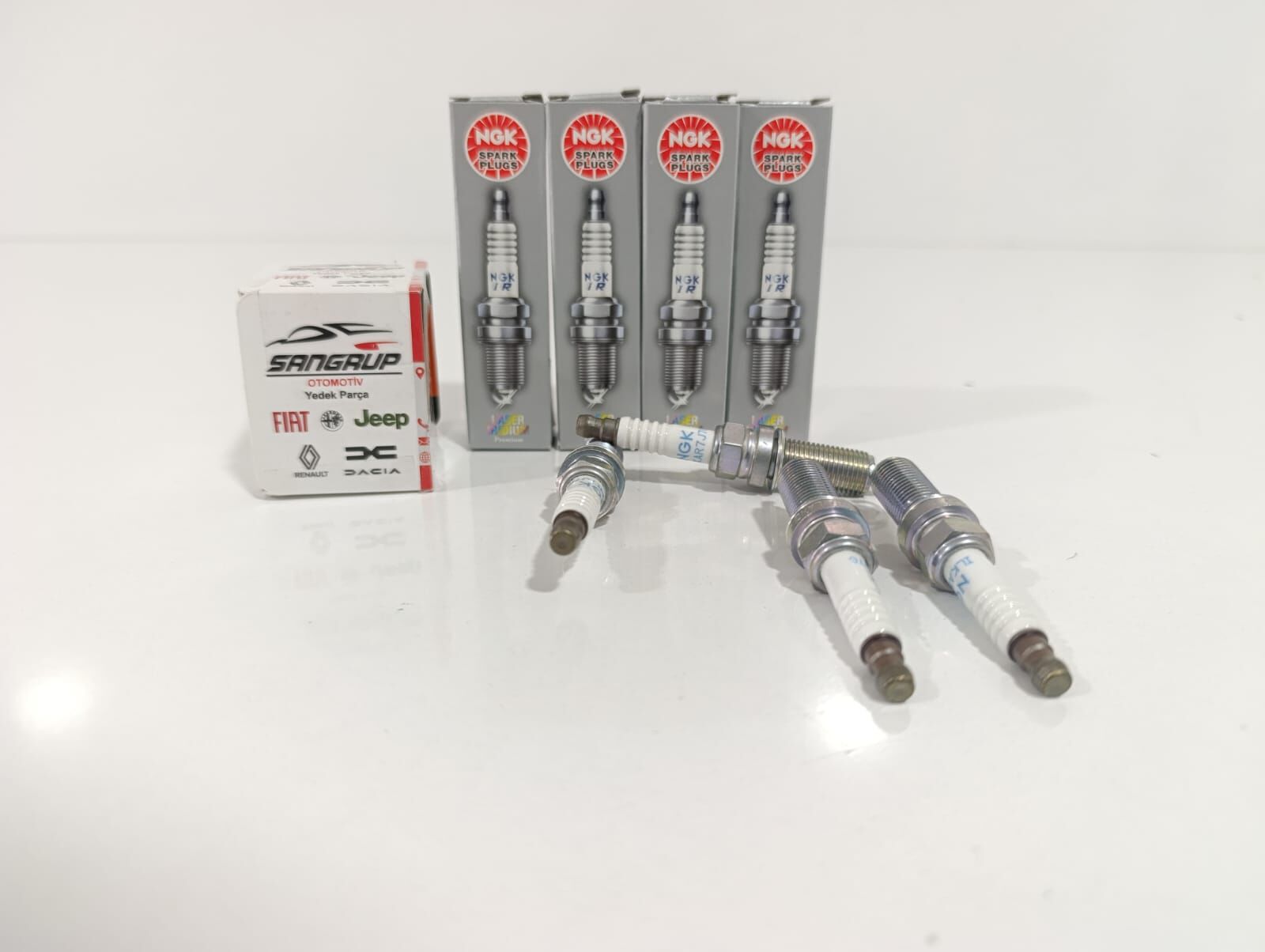 Ateşleme Bujisi Clio 4 Captur 1 Lodgy Dokker Sandero 2 0.9 1.2 Tce H4b - H5f