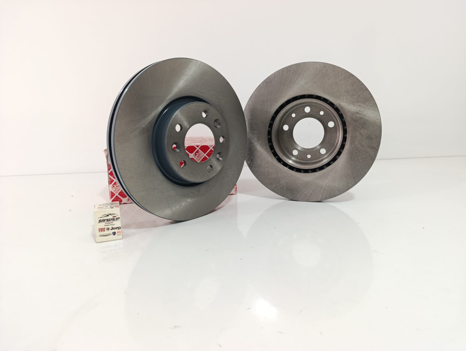 Fren Diski Ön | Expert Traveller Scudo Vivaro Proace Jumpy Spacetourer - Trw