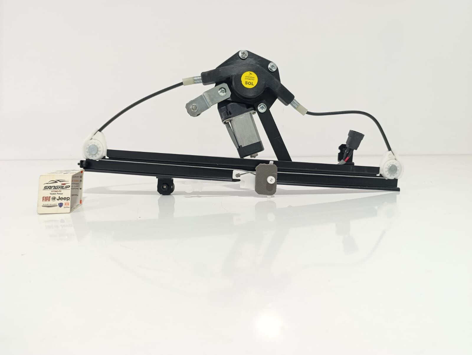 Arka Cam Kriko Sol Tipo Tempra Elektrikli